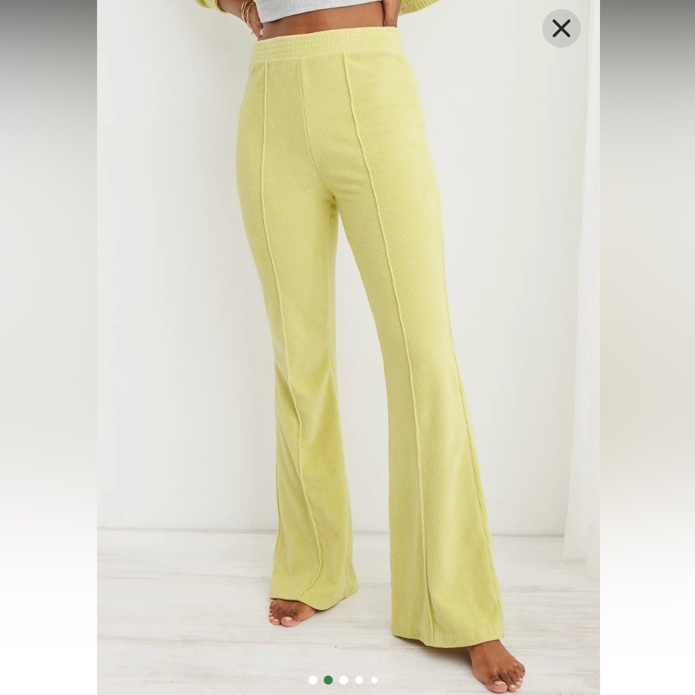 Aerie Groove On Rib Pants